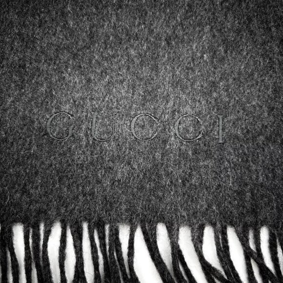 Authentic GUCCI Large Stole Muffler Scarf Gray Cashmere - Picture 5 of 15